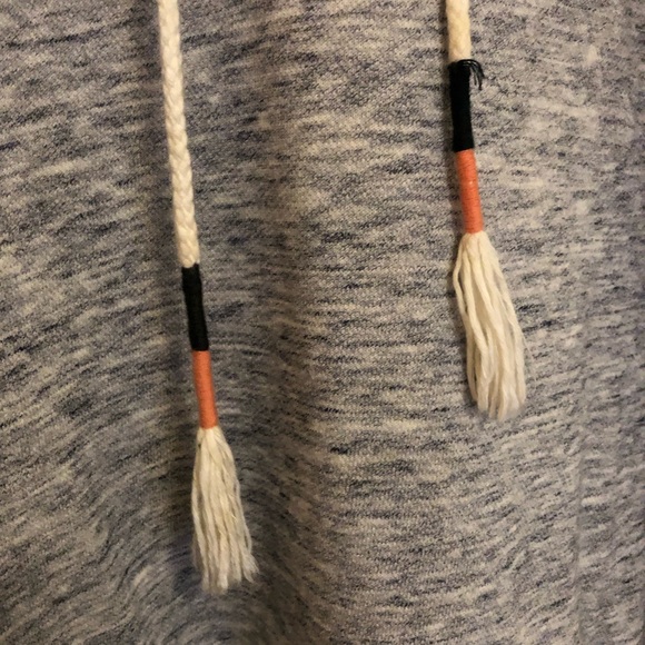 Loft Lou and grey sweatshirt - Picture 2 of 7